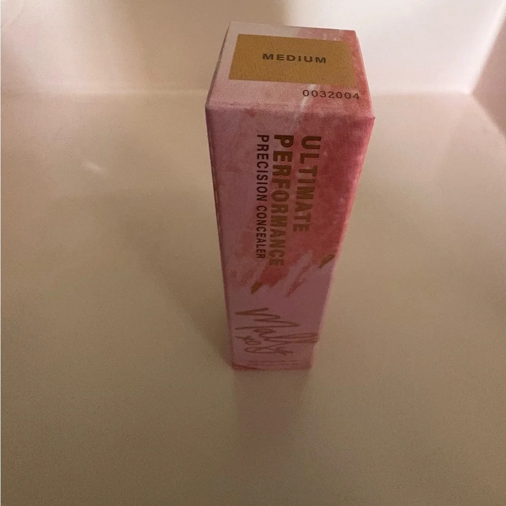 Mally Beauty Ultimate Precision Concealer - Medium